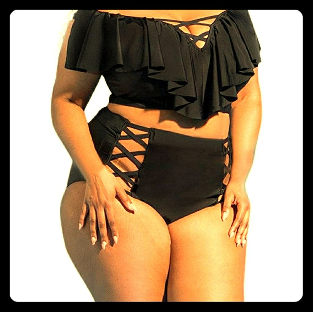 1x NWT bathing suit 2 piece ruffle swim suit⛵
